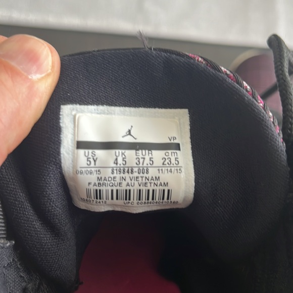 Jordan Horizon Sneakers - Picture 5 of 5